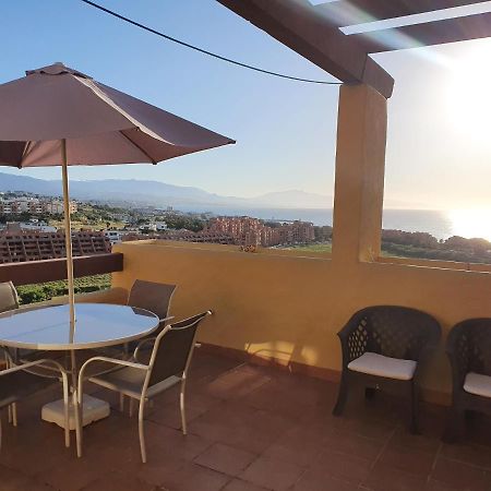 Seaview A Spectacular 3 Bed 3 Bathroom Penthouse Manilva Εξωτερικό φωτογραφία